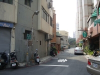 高雄市三民區黃興路417巷14號9樓 